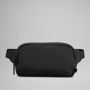 Lululemon Mini Belt Bag Black Fanny Pack NWT